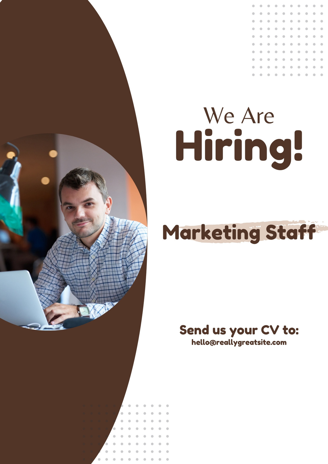 Mẫu poster tuyển dụng hiện đại màu nâu Mẫu poster tuyển dụng hiện đại màu nâu