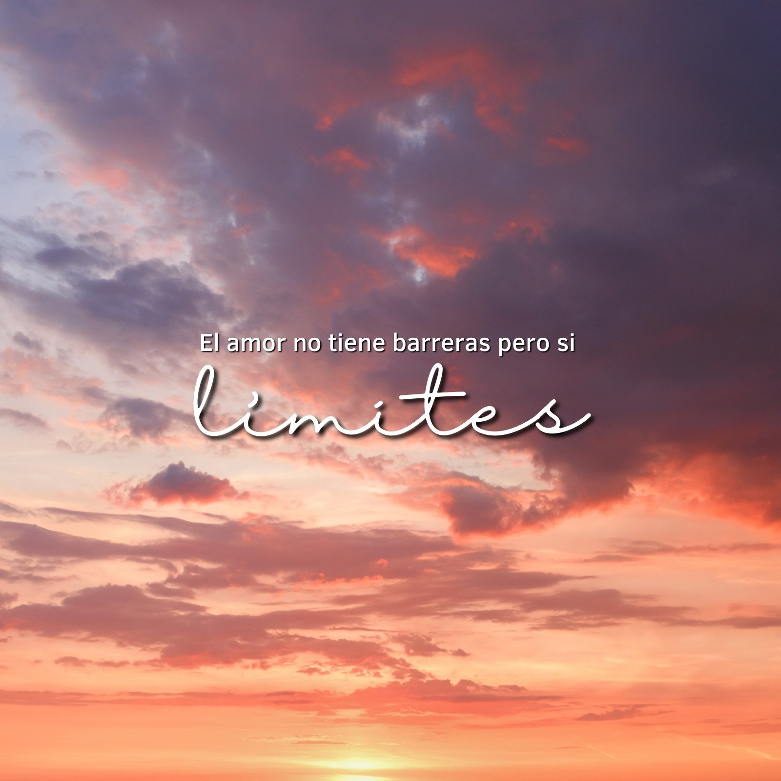 Post de Instagram minimalista frase inspiradora cielo violeta y rosa