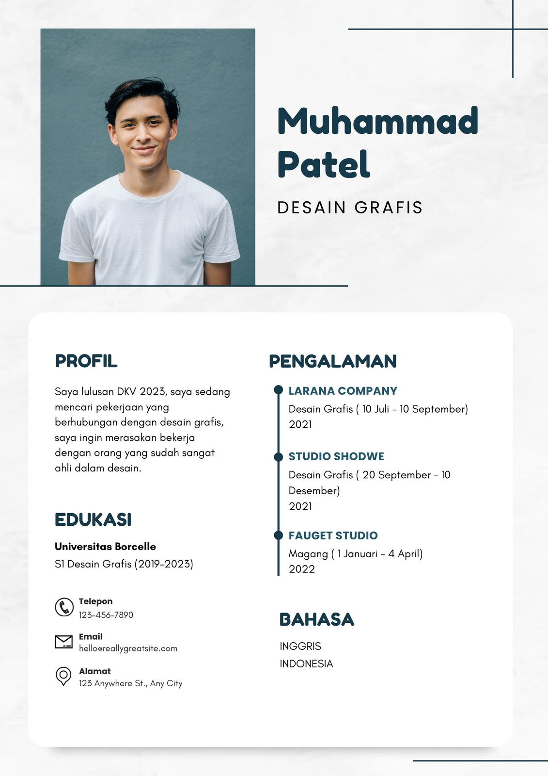 Putih Simple CV Lamaran Desain Grafis Putih Simple CV Lamaran Desain Grafis