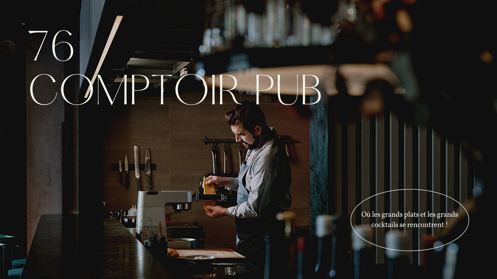 Site Web Service de Nourriture et Restaurant Simple Gris Foncé