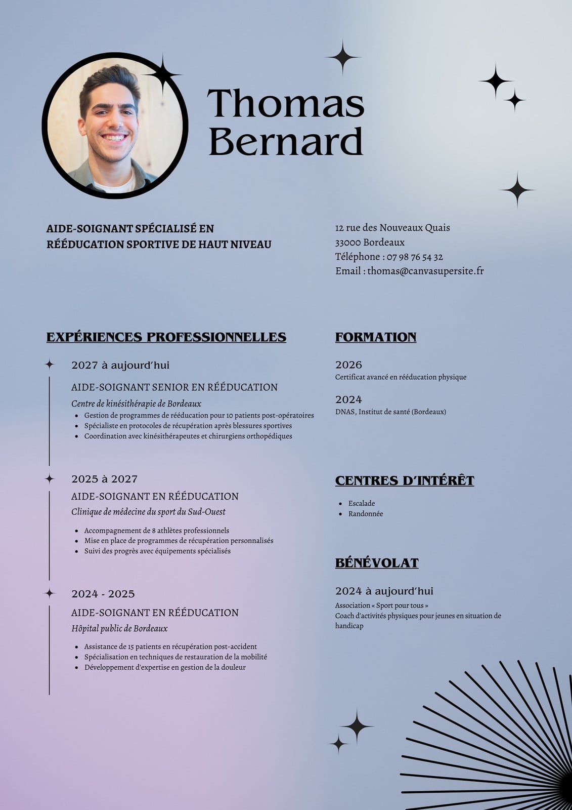 CV aide-soignant rééducation bleu lilas dégradé avec photo