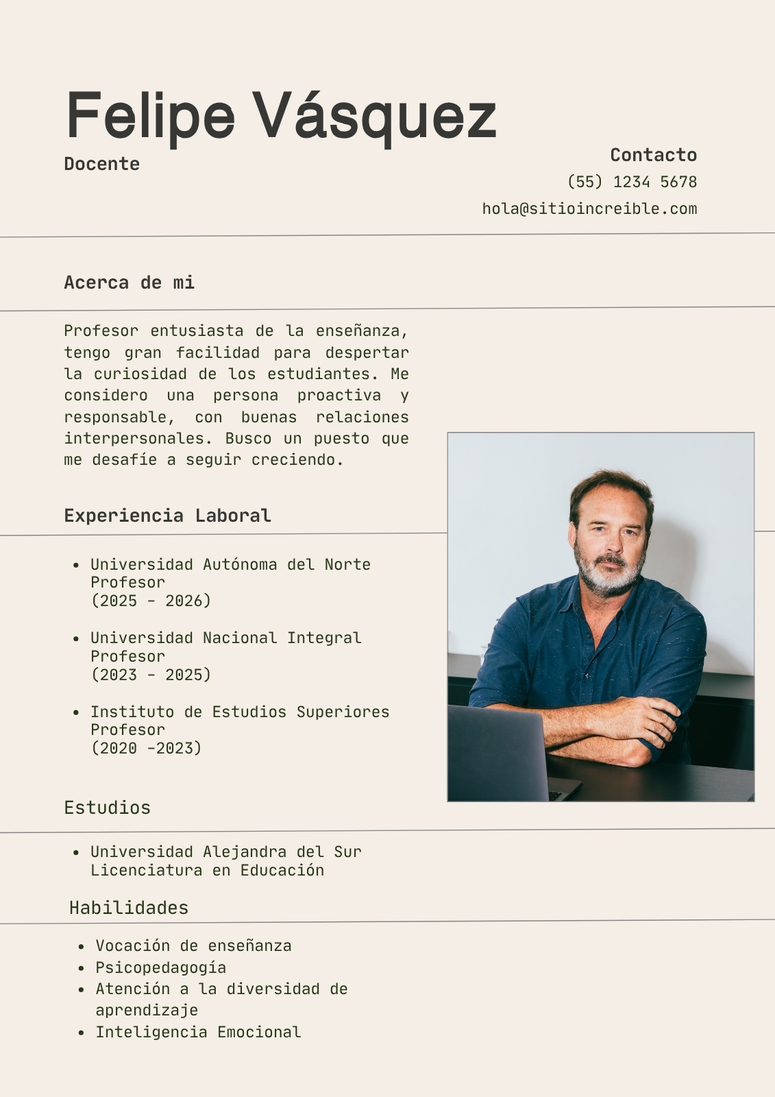 Currículum Minimalista Moderno Tipográfico Profesional Beige y Negro